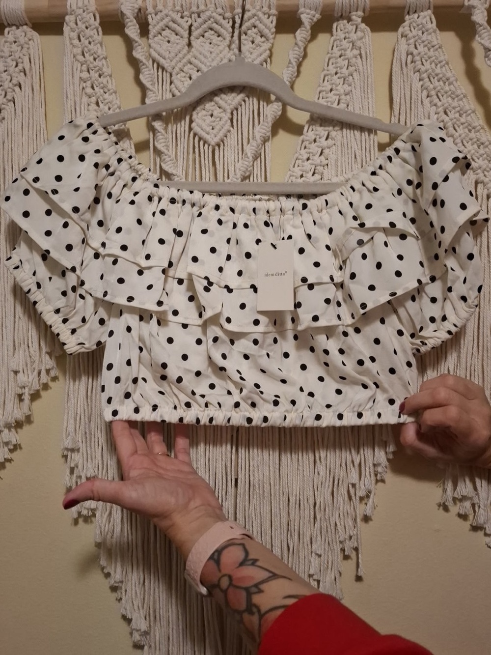 Polkadot crop top with ruffles